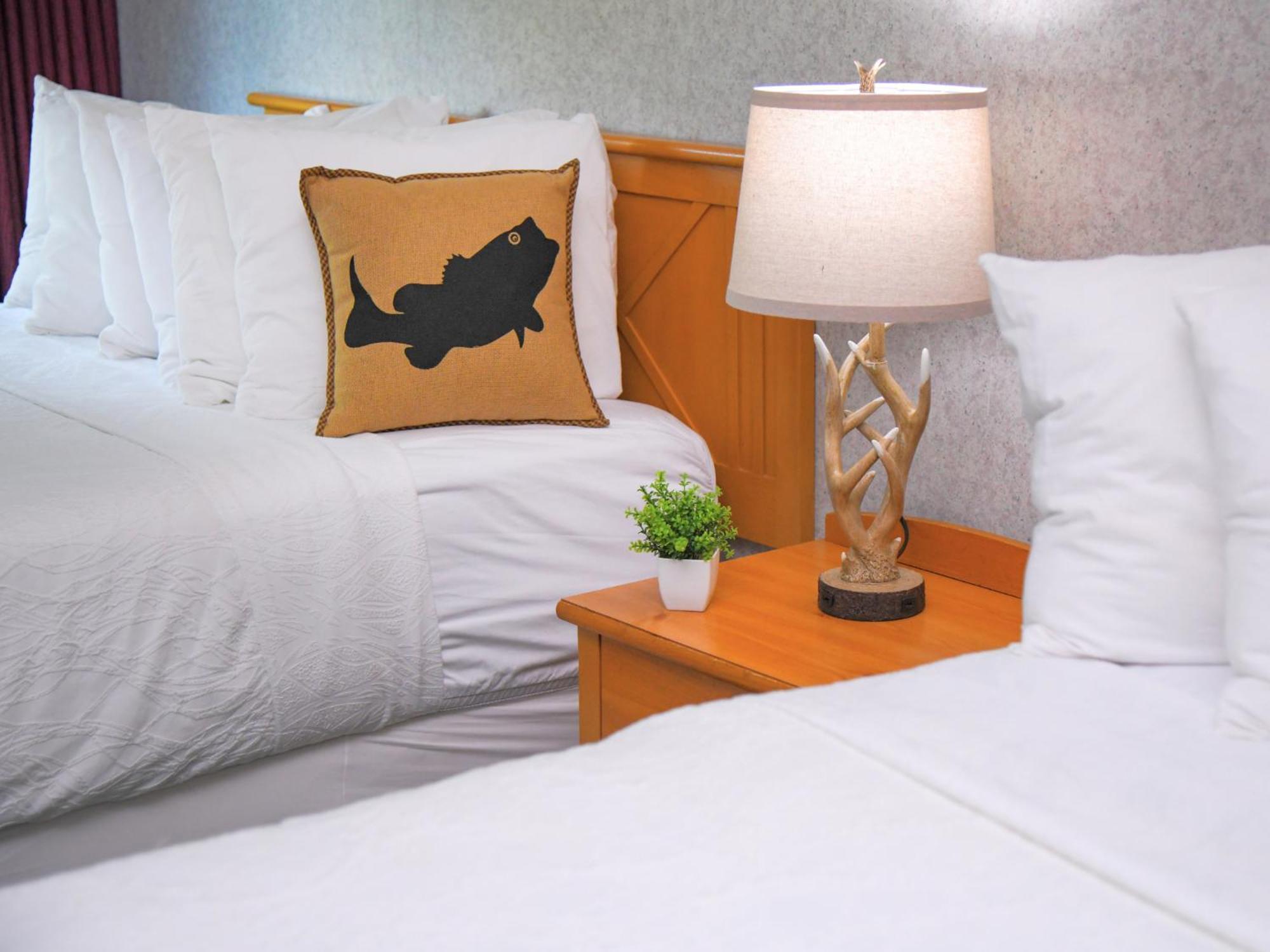 Potawatomi Inn & Cabins Angola Ngoại thất bức ảnh