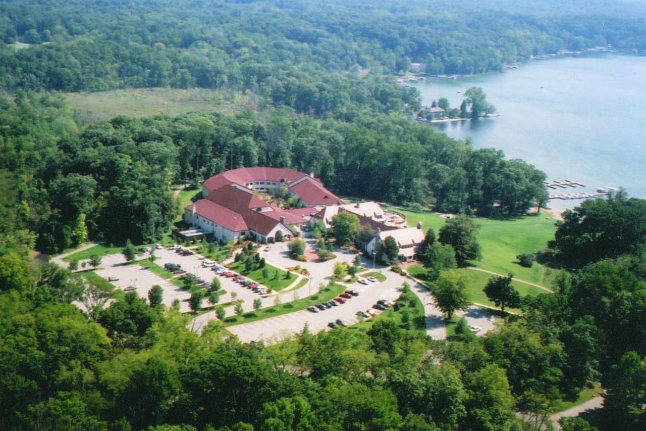 Potawatomi Inn & Cabins Angola Ngoại thất bức ảnh